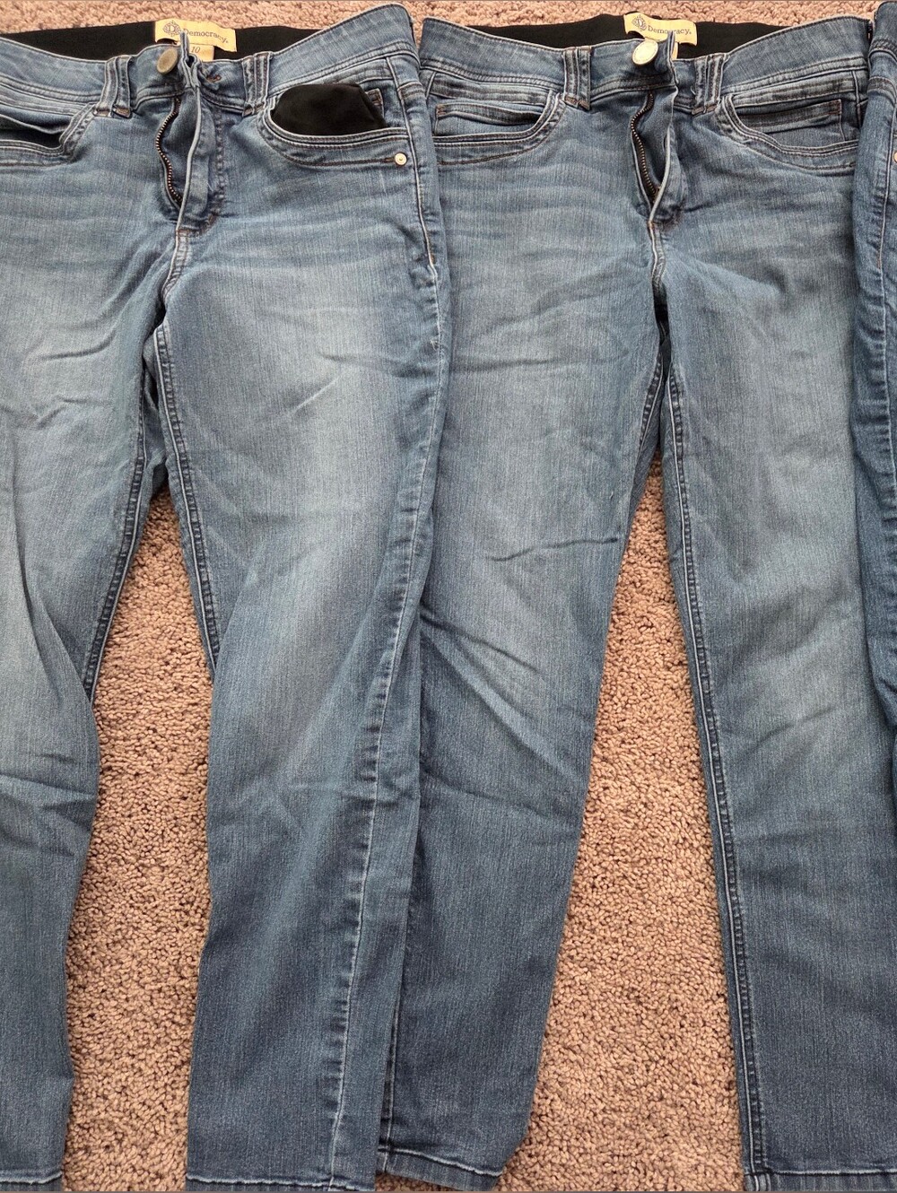 Democracy Women's Ab Solution Straight Leg Jeans Size 10
